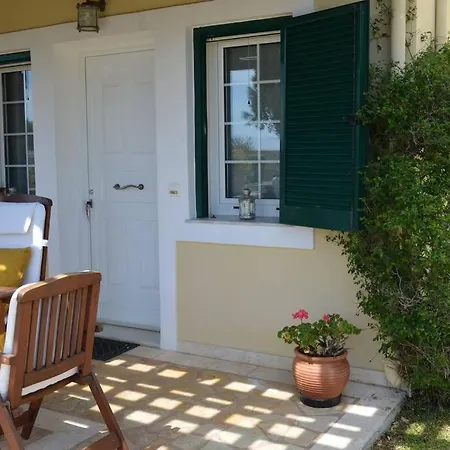 Paloma Villa Karavados Exterior photo